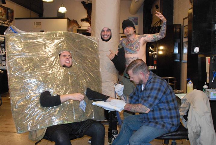 Under The Needle Tattoo – Seattle, WA USA image-222
